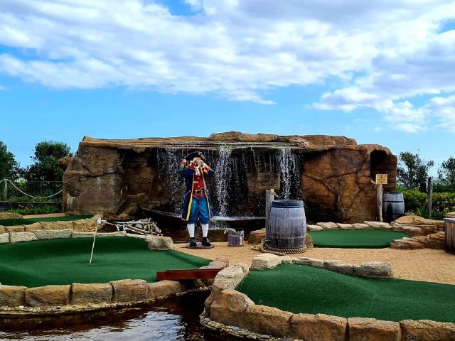 Festivals and Events in Hermanus - Benguela Cove Pirate Golf